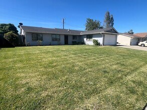 1012 David Rd in Santa Maria, CA - Building Photo - Building Photo