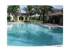 12136 Saint Andrews Pl, Unit 104 in Miramar, FL - Building Photo