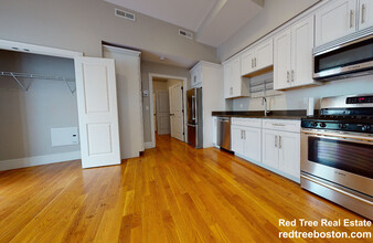 174 Hampshire St, Unit 1A in Cambridge, MA - Foto de edificio - Building Photo