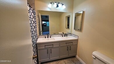 1920 Heywood St in Simi Valley, CA - Building Photo - Building Photo