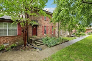 377 Huntington Ridge Dr, Unit 35 in Nashville, TN - Building Photo