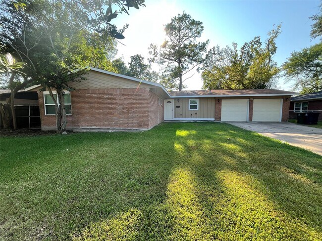 property at 14410 Castlereagh Dr