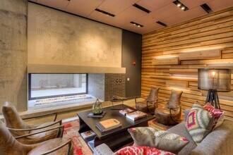 1200 N Larrabee St, Unit 1 in Chicago, IL - Foto de edificio - Building Photo