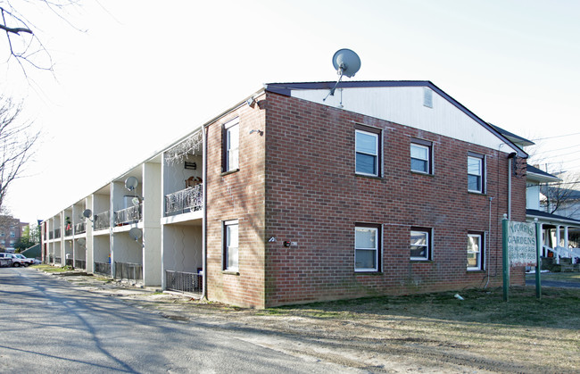 Morris Gardens in Long Branch, NJ - Foto de edificio - Building Photo