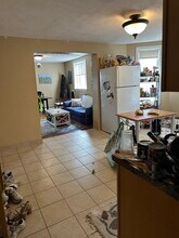 5 Lowden Ave, Unit 2 in Somerville, MA - Foto de edificio - Building Photo