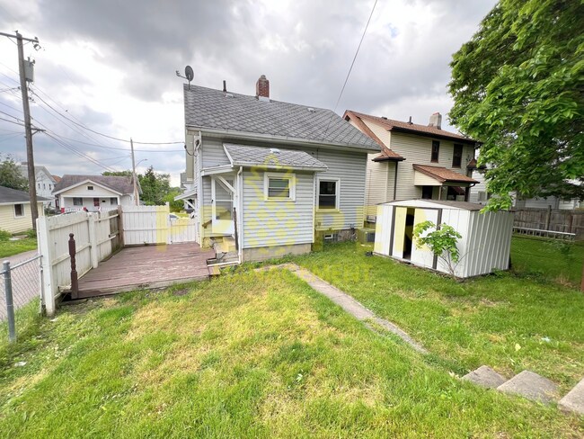 16 N Westview Ave in Dayton, OH - Building Photo - Building Photo