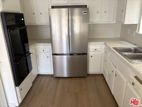 2300 Grand Canal in Los Angeles, CA - Building Photo - Building Photo