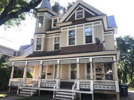 20 Grove Ave, Unit 1A in Glens Falls, NY - Building Photo