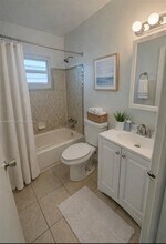 2220 SW 46th Ct in Fort Lauderdale, FL - Building Photo - Building Photo