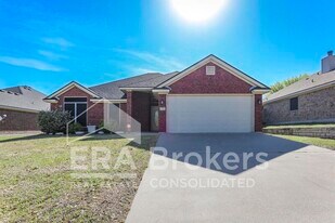 2013 Drawbridge Dr in Harker Heights, TX - Building Photo