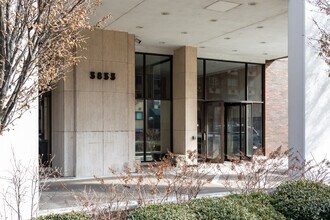 Thorndale Beach South Condominiums in Chicago, IL - Building Photo - Building Photo