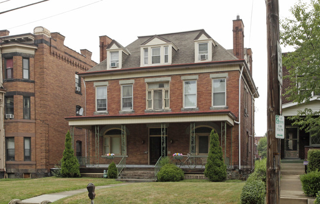 4907 Friendship Ave in Pittsburgh, PA - Building Photo - Building Photo