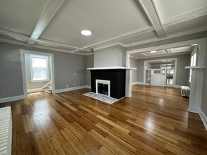 328 Churchill St in Rockford, IL - Building Photo - Building Photo