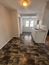 15911 Friend Ave in Maple Heights, OH - Building Photo - Building Photo