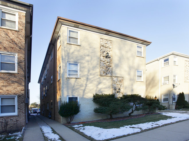 8440 W Gregory St in Chicago, IL - Building Photo - Building Photo