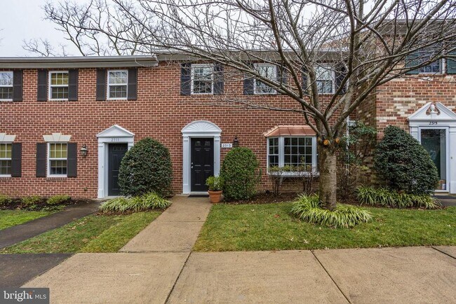 property at 2313 McGregor Ct