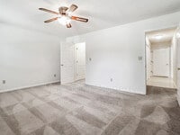 302 Wildmarsh Rd photo'