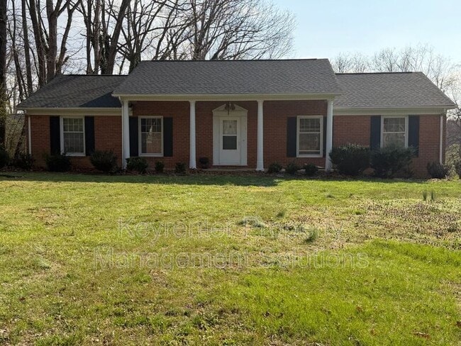 property at 907 Ladd Rd