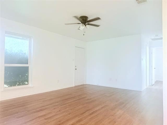 528 Methodist St in Red Oak, TX - Building Photo - Building Photo