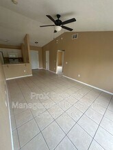 250 Arlington Loop in Haines City, FL - Building Photo - Building Photo
