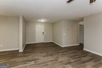 2535 Valient Dr in Cumming, GA - Building Photo - Building Photo
