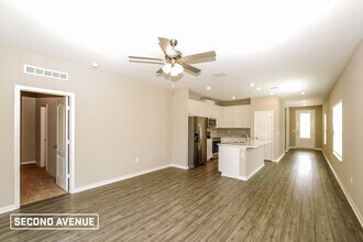 512 Falcon Ridge Rd in St. Augustine, FL - Foto de edificio - Building Photo