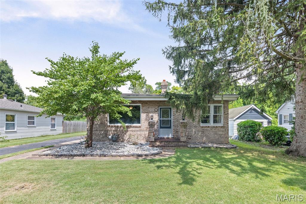 227 Parkway Pl in Swansea, IL - Building Photo