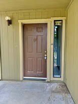 720 Sunrise Ave in Roseville, CA - Building Photo