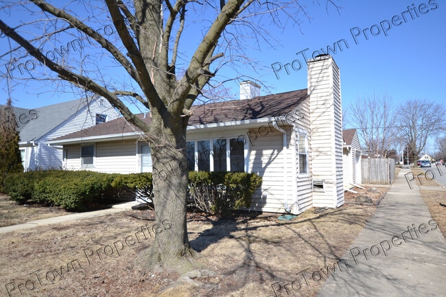 property at 1251 W Marion St