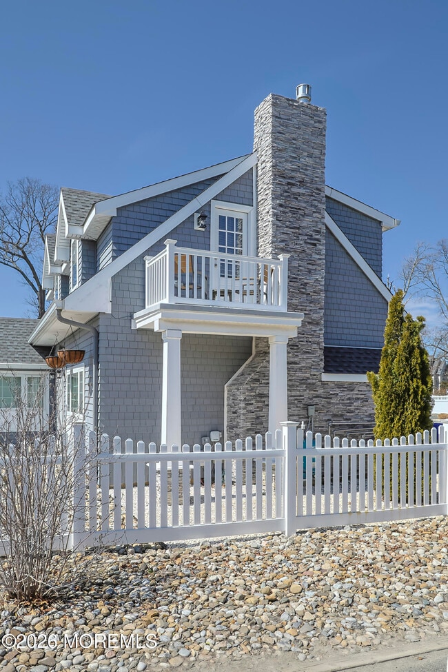 property at 246 Mantoloking Rd