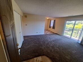 2796 Willow Dr in Bettendorf, IA - Foto de edificio - Building Photo