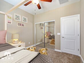 1367 S Country Club Dr in Mesa, AZ - Foto de edificio - Building Photo