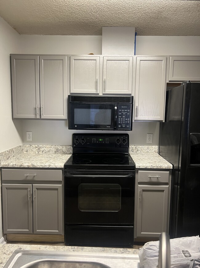 1942 Baywind Ct in Tallahassee, FL - Building Photo - Building Photo