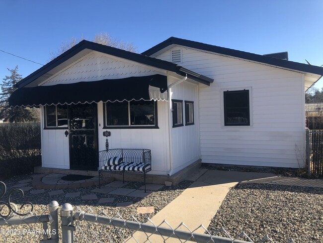 property at 525 Dougherty St