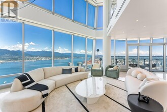 1151-1151 W Georgia St in Vancouver, BC - Building Photo - Building Photo