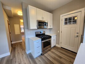 3941 N Janssen Ave, Unit 2 in Chicago, IL - Building Photo