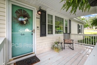 16100 Gary Ave in Chester, VA - Building Photo - Building Photo