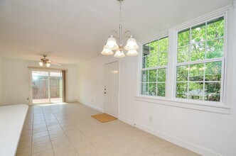 8810 Ilona Ln in Houston, TX - Building Photo - Building Photo