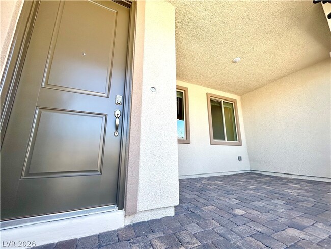 12504 Kings Crk Pl in Las Vegas, NV - Building Photo - Building Photo
