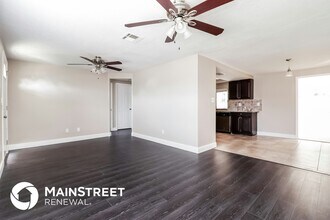 6230 Westport Dr in Port Richey, FL - Building Photo - Building Photo