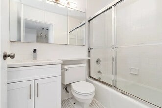 771 W End Ave in New York, NY - Building Photo - Building Photo