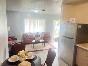 3912 SW 14th St in Fort Lauderdale, FL - Building Photo - Building Photo