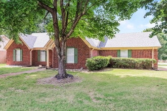 3481 Earlynn Dr in Bartlett, TN - Building Photo - Building Photo