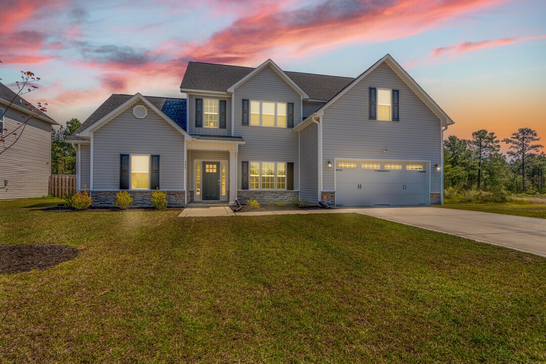 595 Appalachian Trl S in Jacksonville, NC - Building Photo