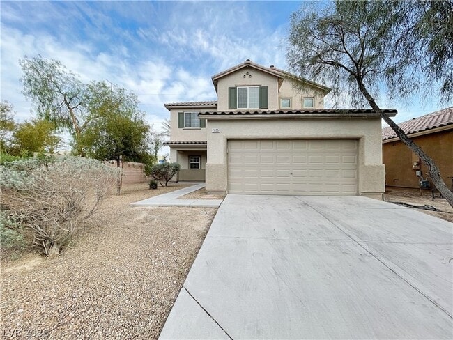 property at 2825 Woodland Park Ave