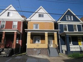 1914 Monroe St in Pittsburgh, PA - Building Photo