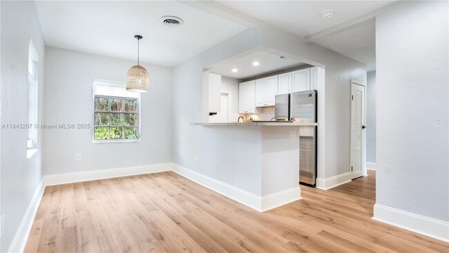 49 Alcantarra Ave in Coral Gables, FL - Building Photo - Building Photo