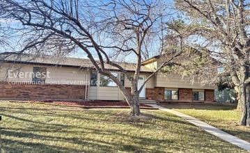 1701 Ridgewood Rd in Fort Collins, CO - Building Photo - Building Photo