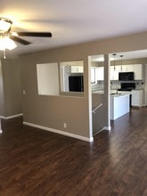 1256 N Country Acres Ave in Wichita, KS - Building Photo - Building Photo