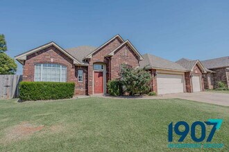 16012 Heather Ct in Edmond, OK - Building Photo - Building Photo